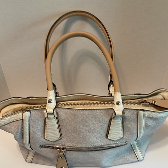 Guess Large Shoulder Handbag - Picture 6 of 14